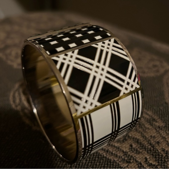 Coach Ladies Black and White bangle bracelet. - Picture 3 of 5